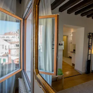 https://specchieri.hotelslidodijesolo.com