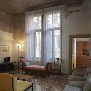 Melusina Rialto Apartament