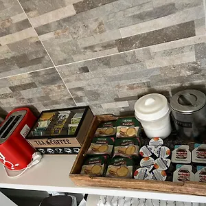 https://appartamento-villa-reale.lecce-hotels.com